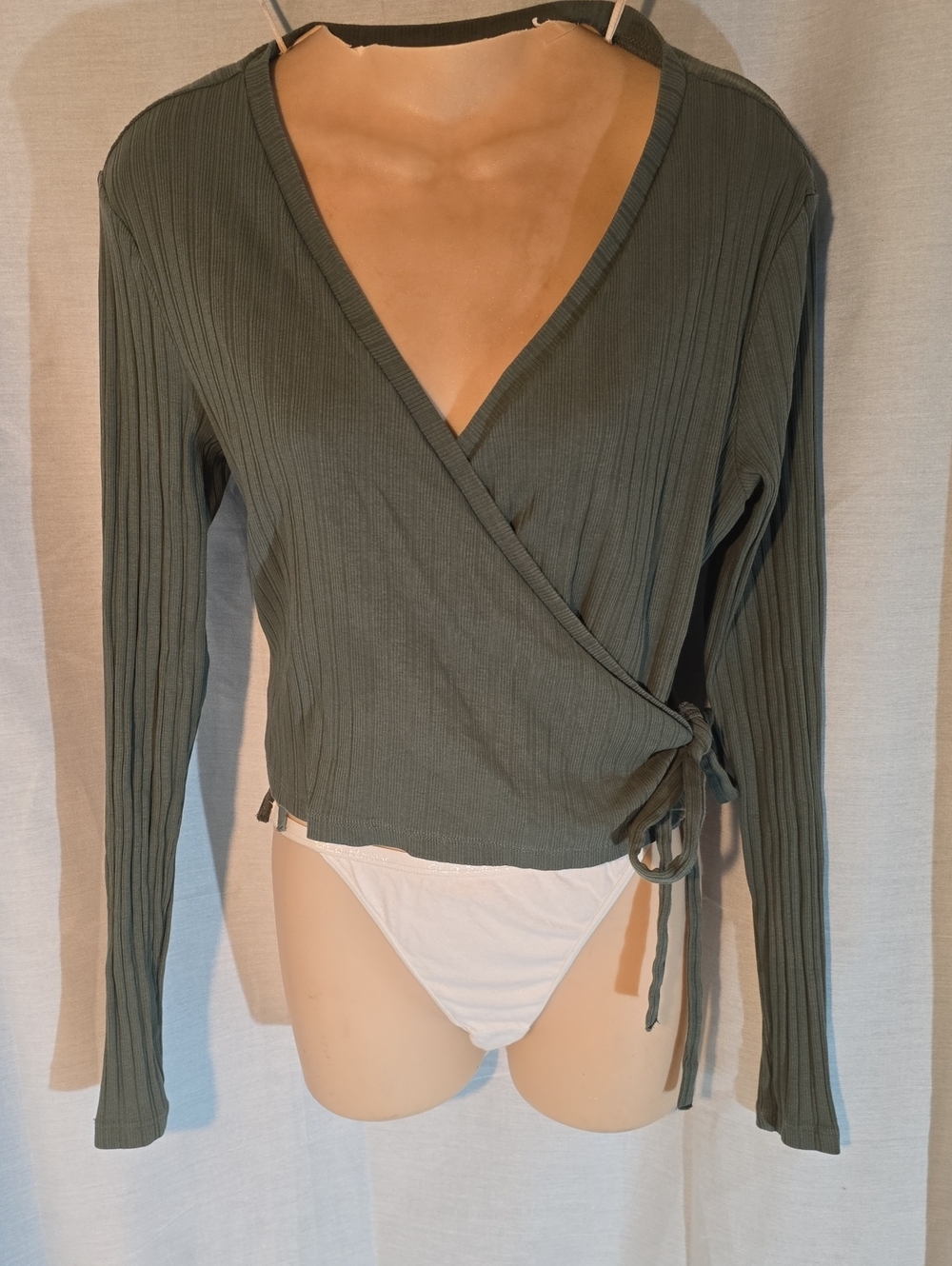 H&M Mama Ribbed V-neck Maternity Wrap Top Size M